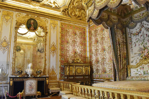 Queens Bedroom at Versailles - image by Gabriela Beres/shutterstock.com