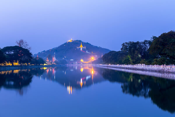 myanmar temples twilight