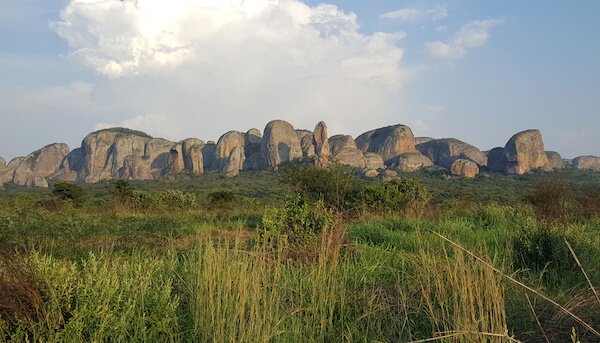 angola black rocks