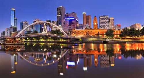 Melbourne skyline along the Yarra River