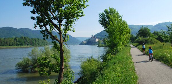 Cyclists along the Danube